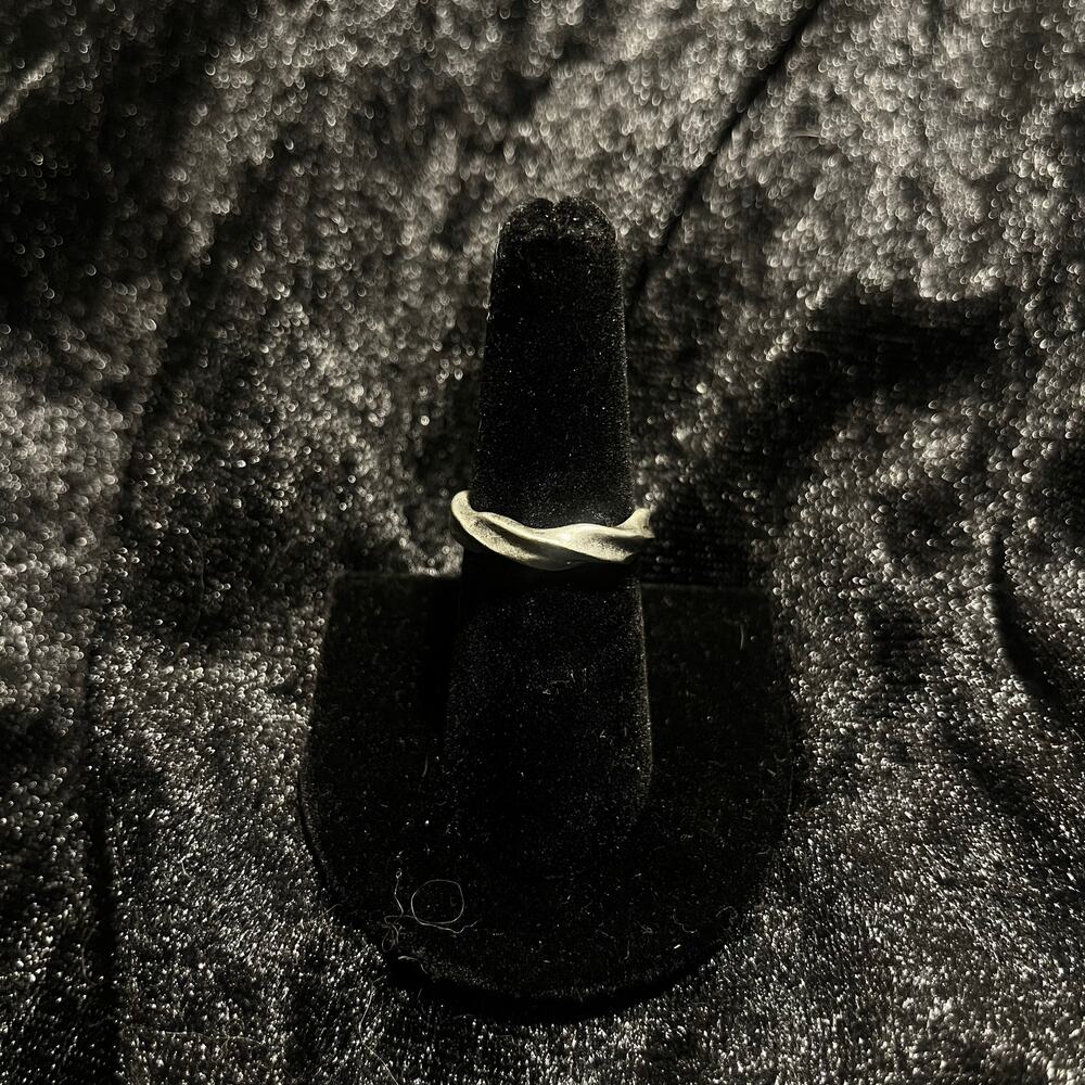 Twist Ring